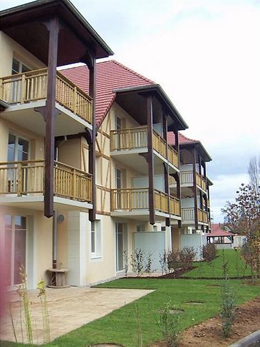 Residence Odalys Le Domaine Des Rois Бергхайм Екстериор снимка